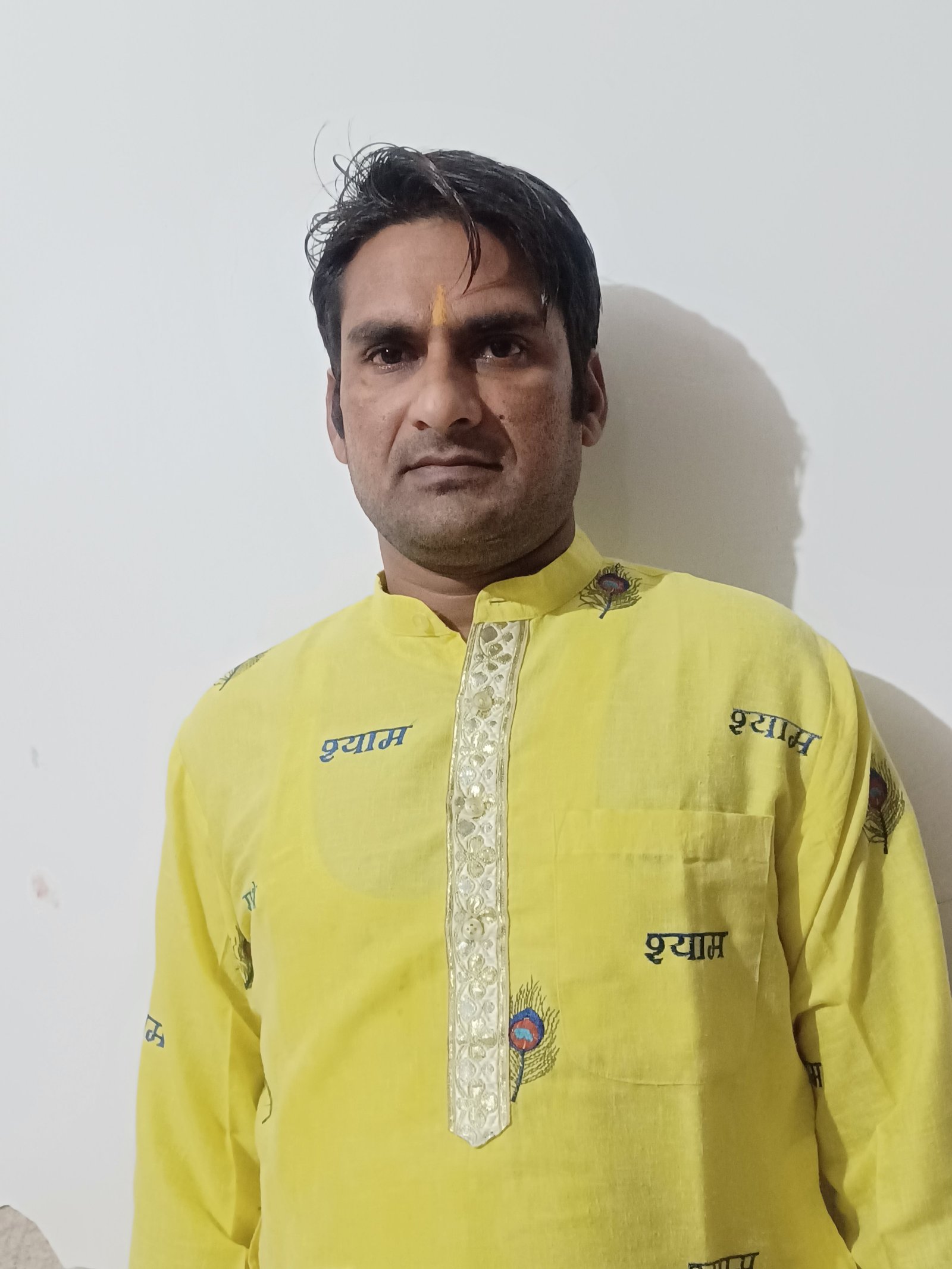 Acharya Devki nandan gautam